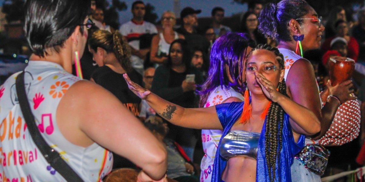 Bloco da Batu celebra as crençcas Tupi-Guarani e Iorubá neste Carnaval