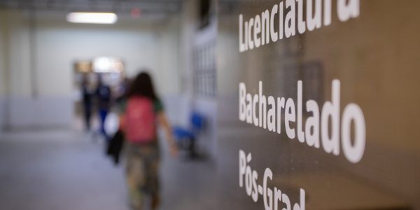 Quase metade das licenças de servidores da UFPel foi motivada por saúde mental