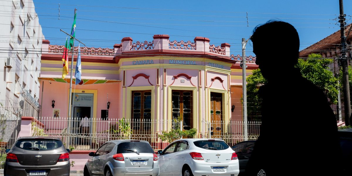 Ministério Público investiga gestão de estagiários na Câmara de Pelotas