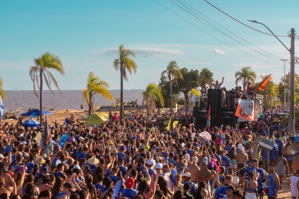 11º Ziriguidum reúne milhares de foliões no último dia de trios