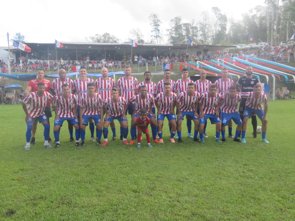 Michaela é campeão nos Titulares e em outras três categorias na ACE