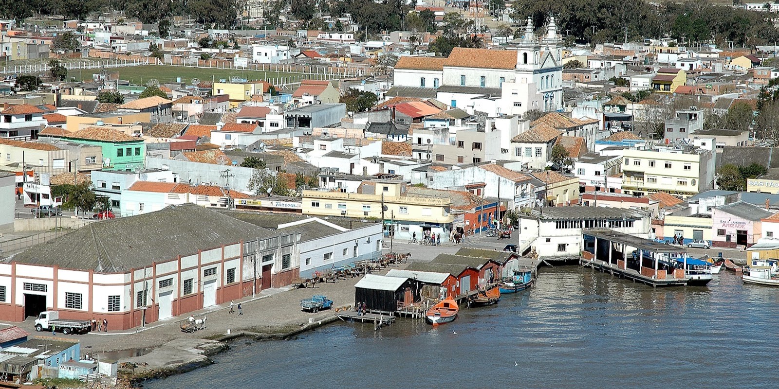 74% dos municípios da região não atingem nível básico na lei de licitações