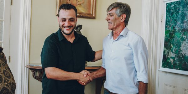 “O nosso mote é justamente não deixar nada sem resposta”