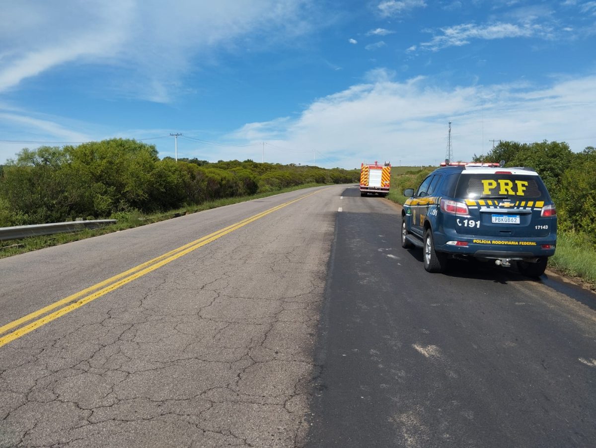 Saída de pista deixa um morto na BR-293 e óbitos em rodovias da região chegam a 16
