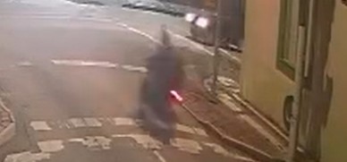 Motoboy segue na UTI após grave acidente em Pelotas