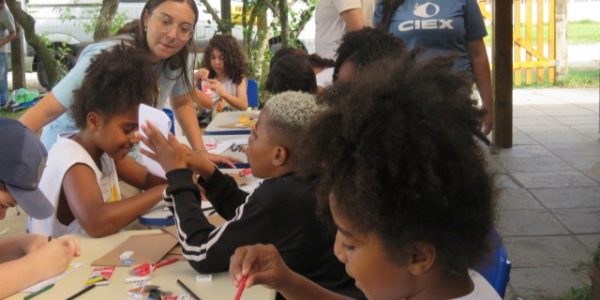Ciex-Furg leva conscientização climática para alunos do Pé na Areia