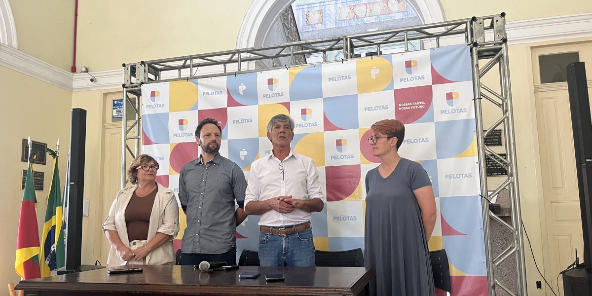 Marroni anuncia reajuste de 5,4% ao magistério e pacote de contratações emergenciais