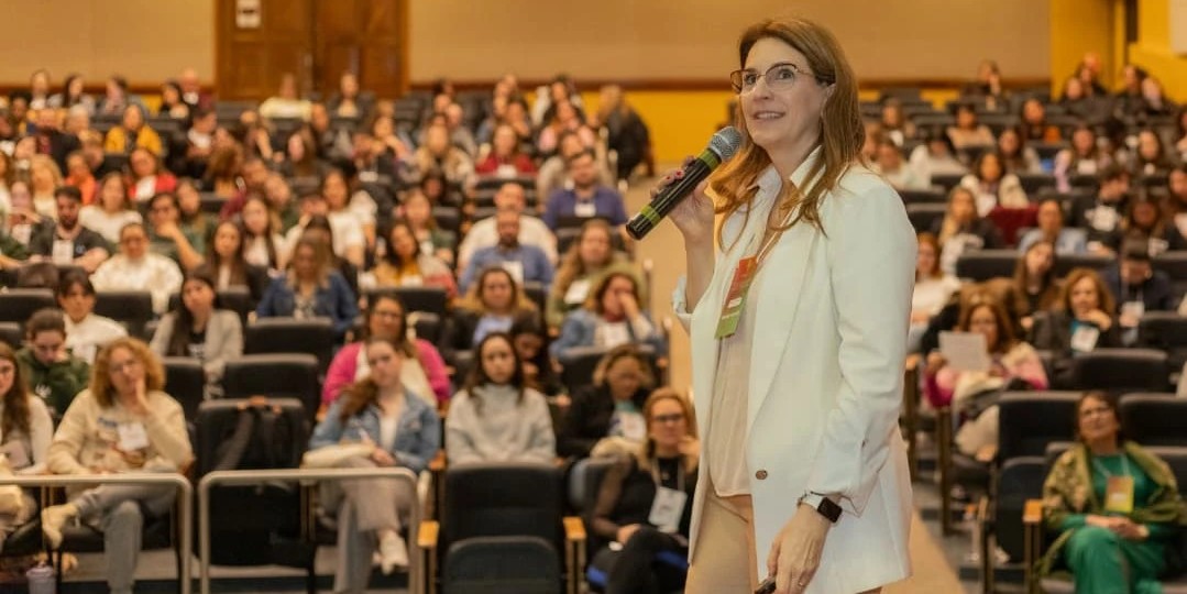 “Crianças de até dois anos não podem ter contato com telas, não faz bem, não é indicado”