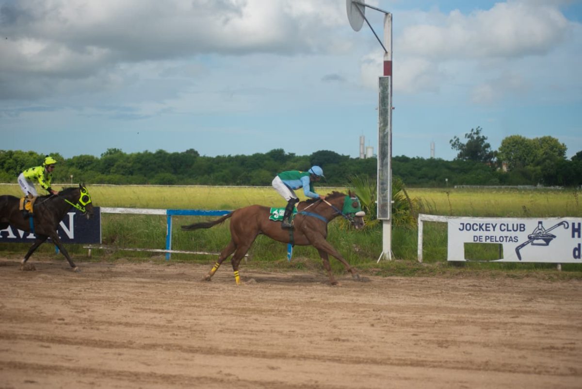 Kaikos-Uni vence prova preparatória e surge como candidato no GP Cidade do Rio Grande