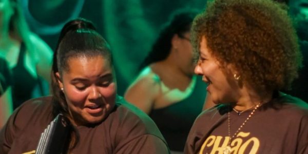 Samba de raiz para celebrar o Dia da Mulher no Mercado