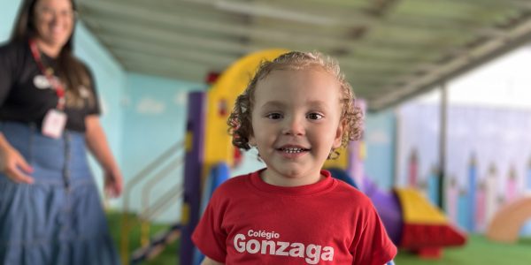 Acolhimento e criação de vínculos no começo da vida escolar