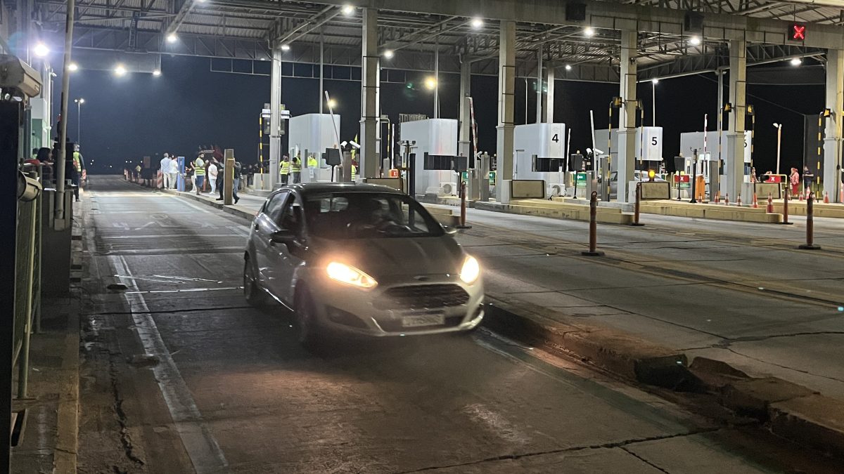 Cancelas são levantadas e pedágio não é mais cobrado no Polo Rodoviário Pelotas