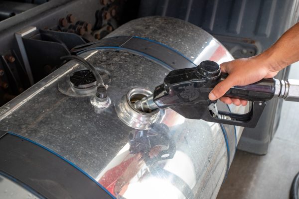 Petrobras aumenta preço do diesel em R$ 0,38 por litro nas refinarias