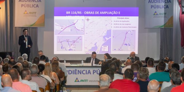 Audiência pública sobre concessão das rodovias reúne críticas ao modelo
