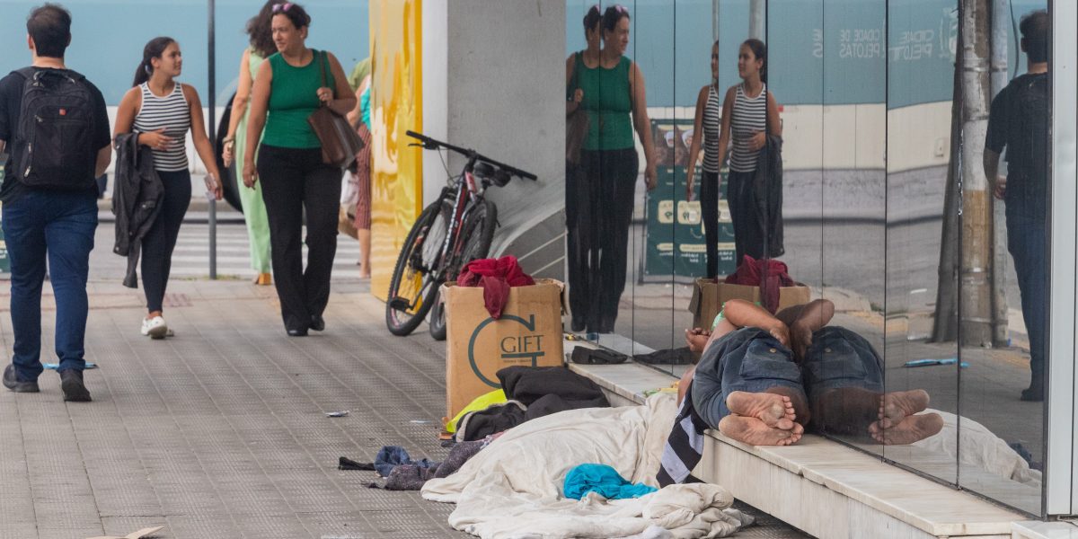 Cerca de 900 pessoas vivem em situação de rua em Pelotas