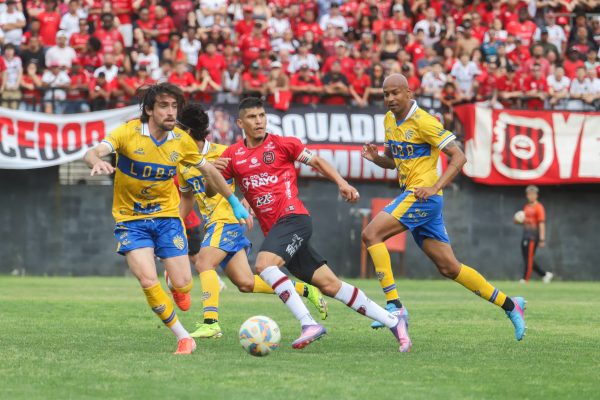 Ausência de clubes do Gauchão ameaça realização da Copa FGF