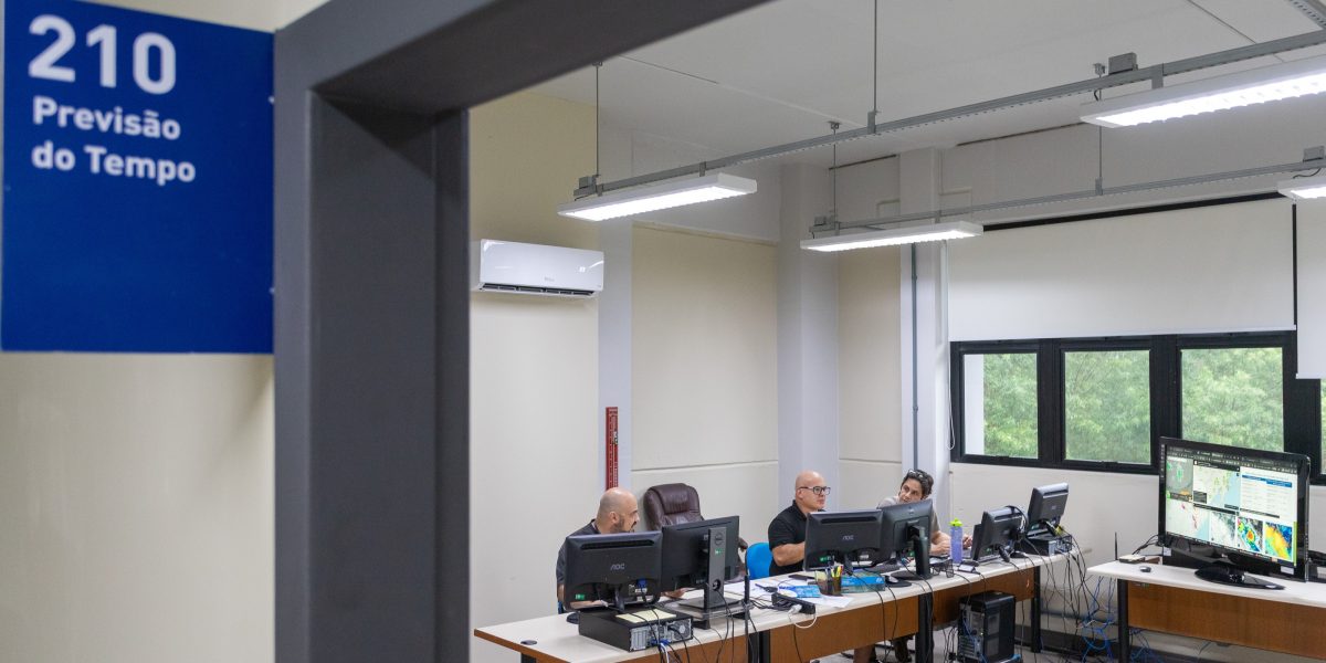 Integração entre Meteorologia/UFPel e órgãos de segurança auxilia na resiliência climática