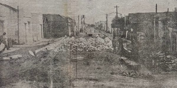 Falta de mão de obra interrompe serviço de calçamento em Pelotas