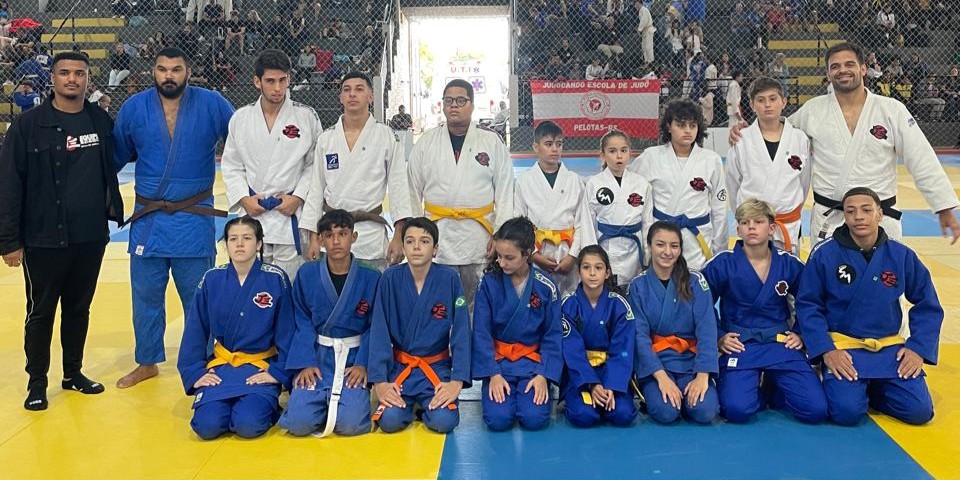 Equipe J3 Judô conquista 12 medalhas