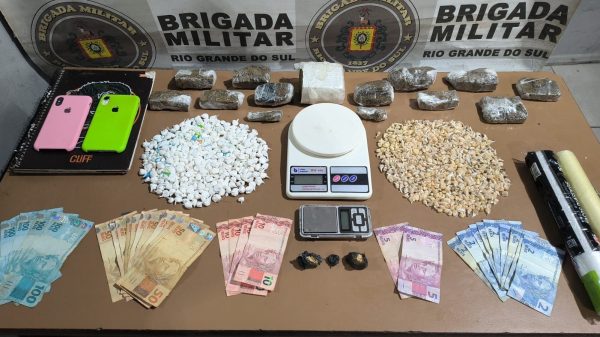 Homem é preso por tráfico de drogas no bairro Sanga Funda, em Pelotas