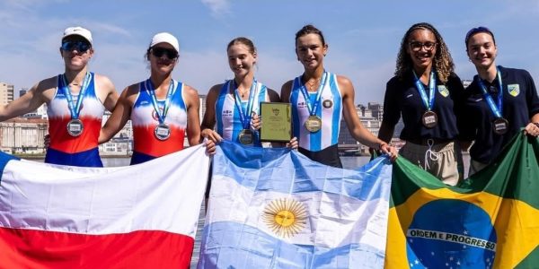 Atleta formada no Remar para o Futuro brilha no Sul-Americano