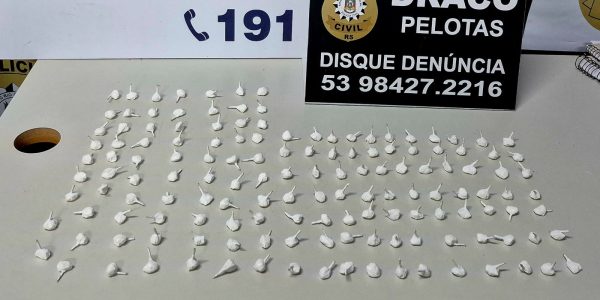 Homem é preso em flagrante por tráfico de drogas