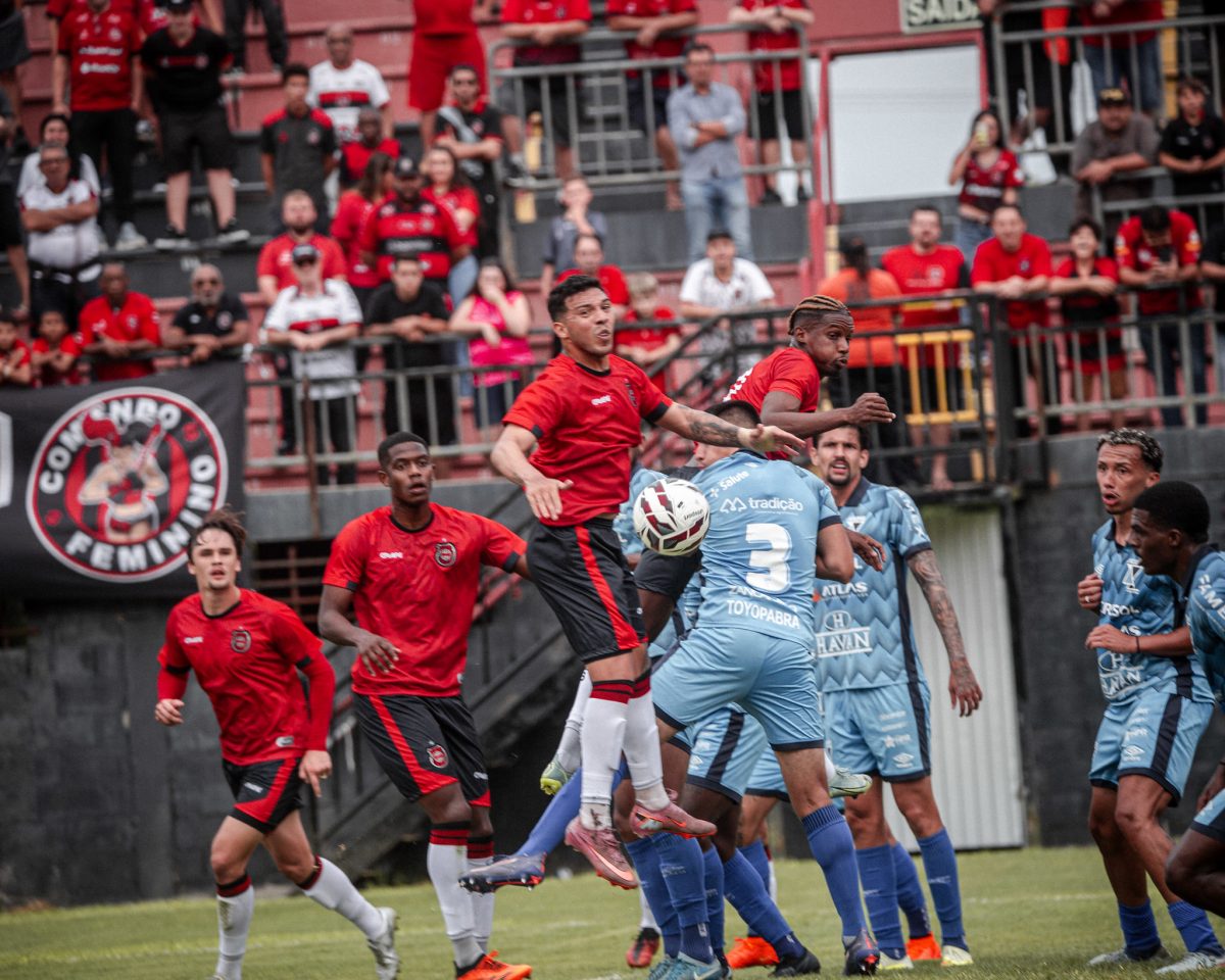 Brasil opta por via terrestre e viajará com dois dias de antecedência para enfrentar o Blumenau