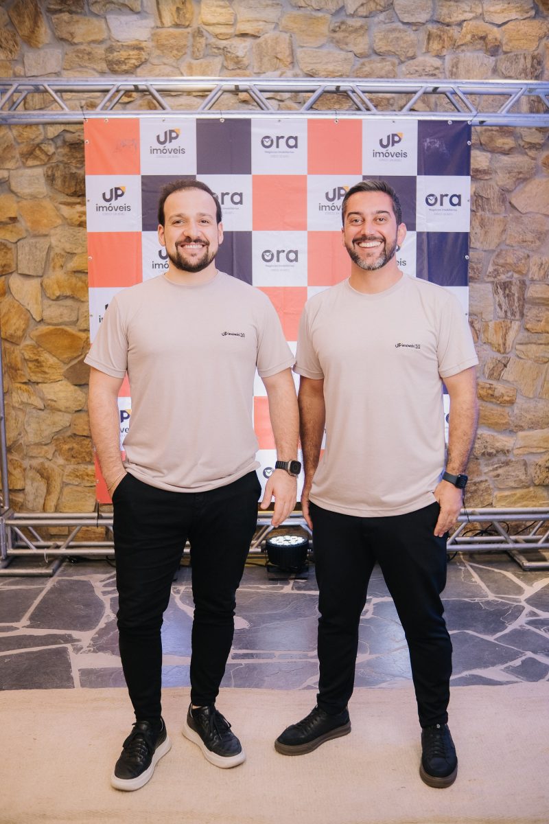 Gabriel Hax e Leonardo Almeida - UP Imóveis