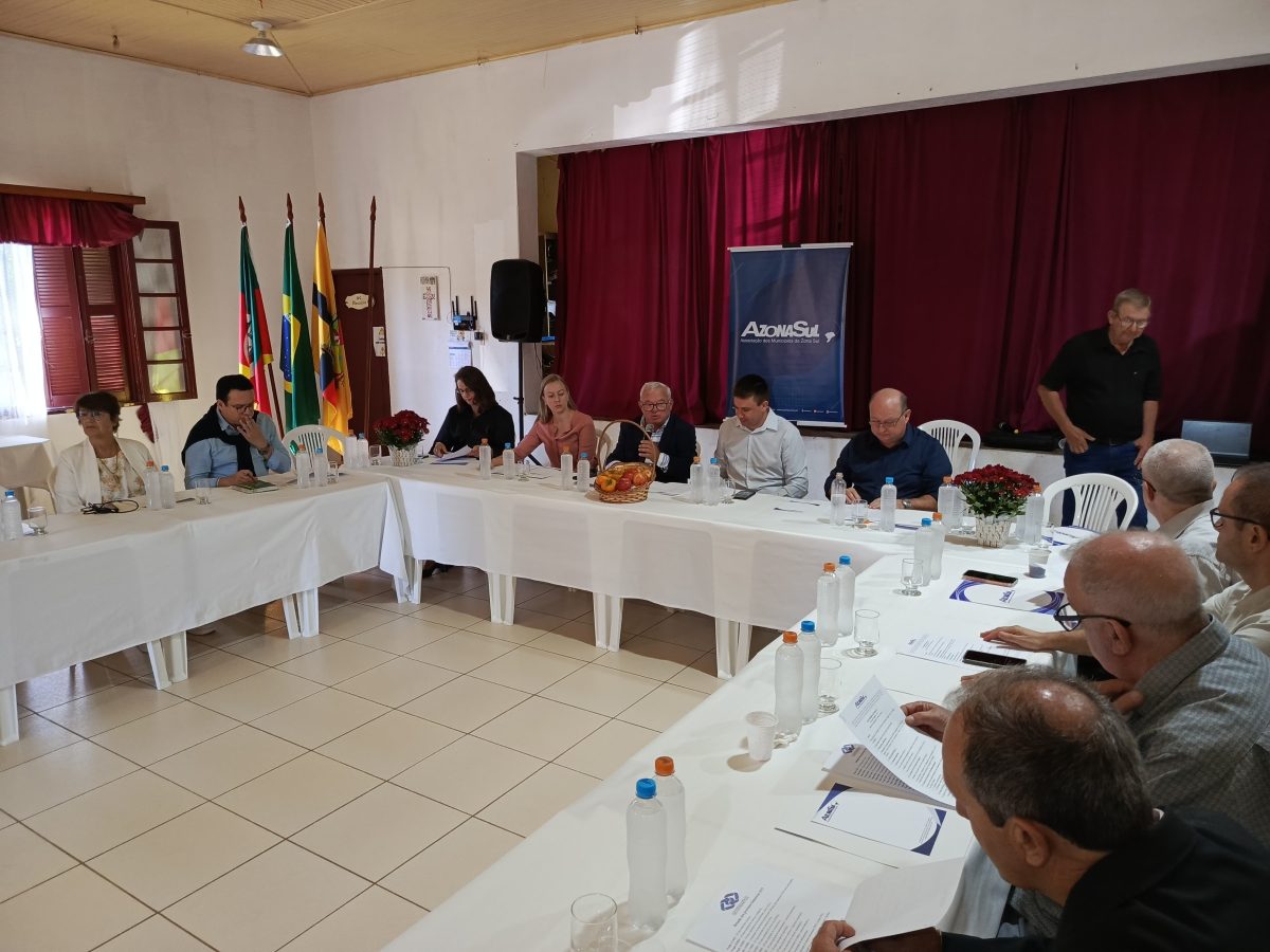 Emendas impositivas e pedágios marcam reunião da Azonasul em Arroio do Padre