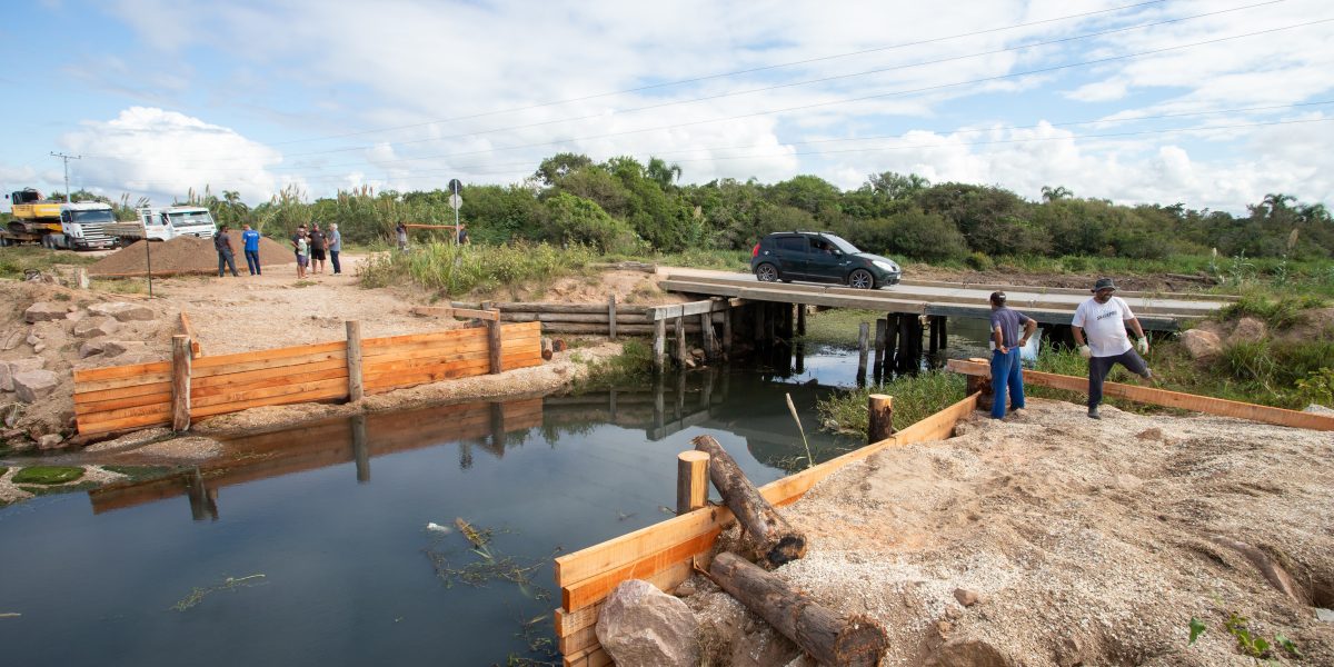 Nova ponte de acesso à Colônia de Pescadores Z-3 começa a sair do papel