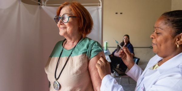 Zona Sul já imunizou mais de 15% do público prioritário contra a gripe