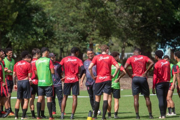 Qual deve ser a primeira escalação do Brasil na temporada?