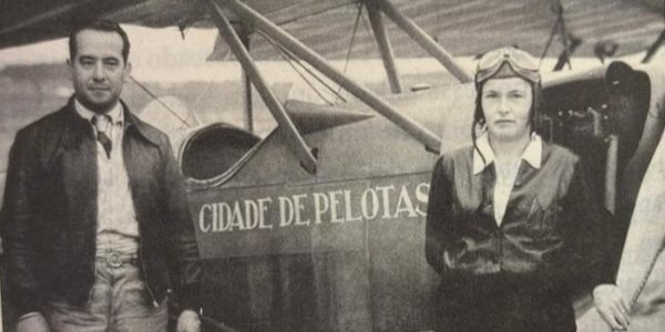 Avião Cidade de Pelotas voa até o Rio de Janeiro