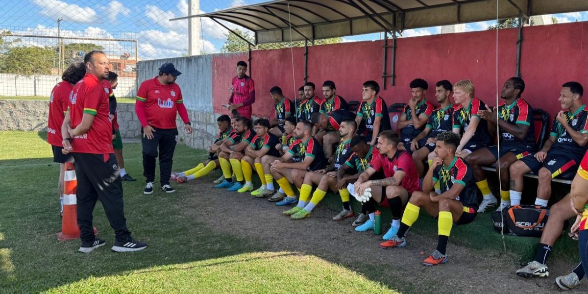 Farroupilha vence amistoso internacional no dia do centenário