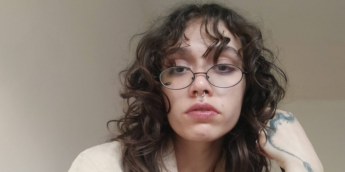 “É um instrumento democrático. Qualquer pessoa pode tocar, sem precisar de conhecimento prévio. Não tem como errar”