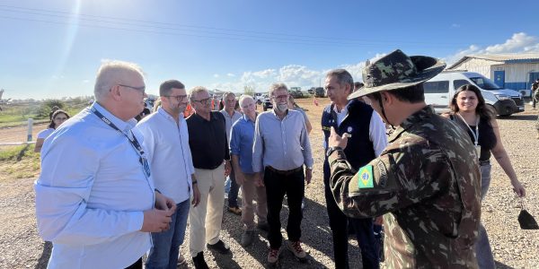 Ministro visita obras da Barragem da Arvorezinha e reforça garantia de recursos
