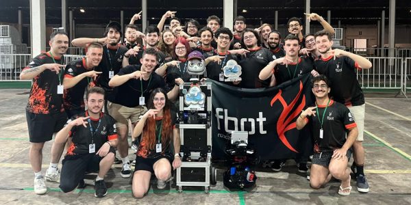 Equipe de robótica da Furg busca recursos para disputar mundial na Coreia do Sul