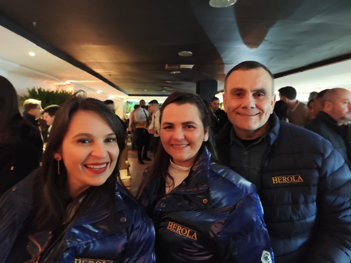 Berola - Mirela Falavigna, Daniela Falavigna dos Santos e Leandro dos Santos