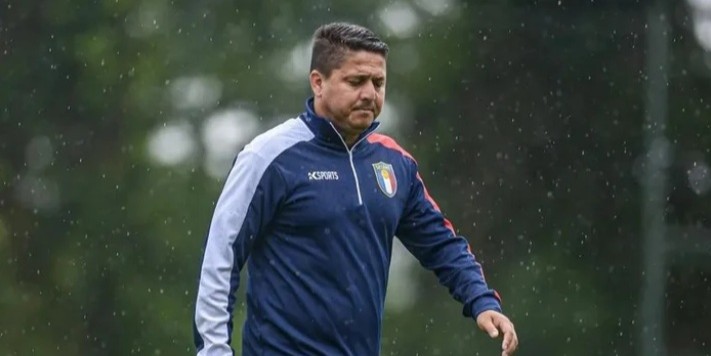 “Sou um treinador muito adaptável”, diz novo técnico do Brasil