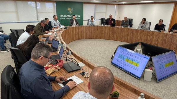 Conseleite cobra política de apoio e diálogo com setor lácteo