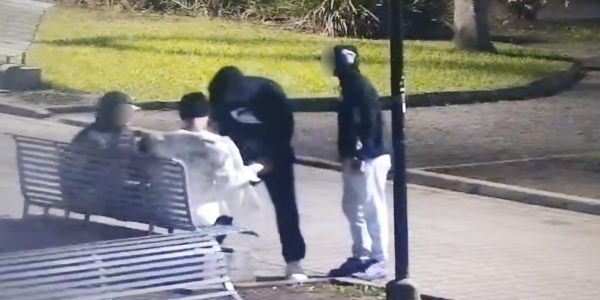 Suspeitos são detidos após roubo na Praça Coronel Pedro Osório