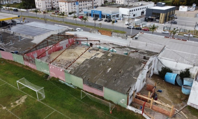 São Paulo inicia obra de quadra de society anexa ao estádio Aldo Dapuzzo