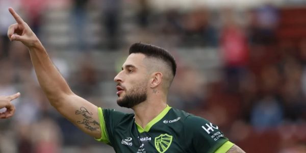 Pelotas assina com atacante do São Luiz