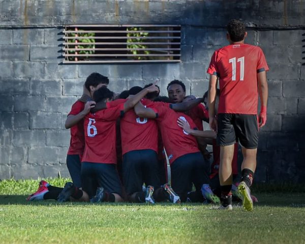 Sub-20 do Brasil enfrenta o Riograndense-SM