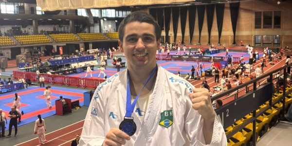 Fernando Marques é prata em torneio internacional no Canadá