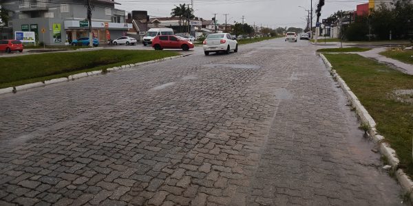 Ciclista morre após colisão com carro no Areal