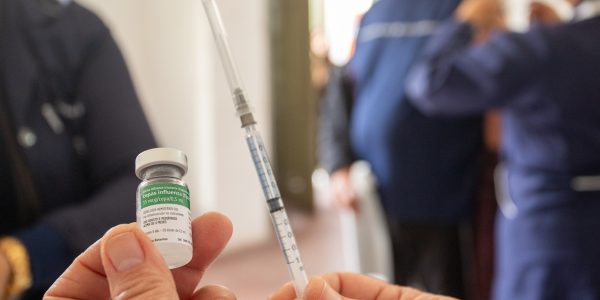 Pelotas abre vacinação contra a gripe para toda a população