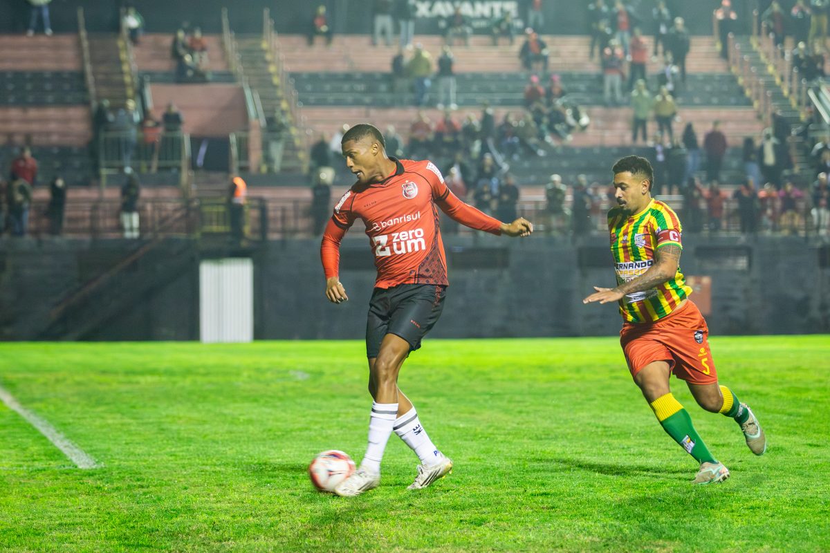Nos Plátanos, Xavante enfrenta o Santa Cruz