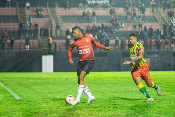 Nos Plátanos, Xavante enfrenta o Santa Cruz