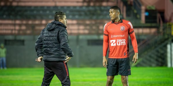 Laécio Aquino terá inédito tempo de preparação antes de semifinal